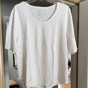 Chico's Classic White Short Sleeve Tee